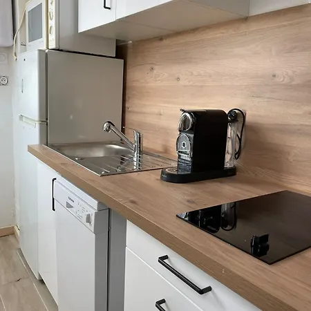 شقة Renovated And Air-conditioned 3 Stars كانيه
